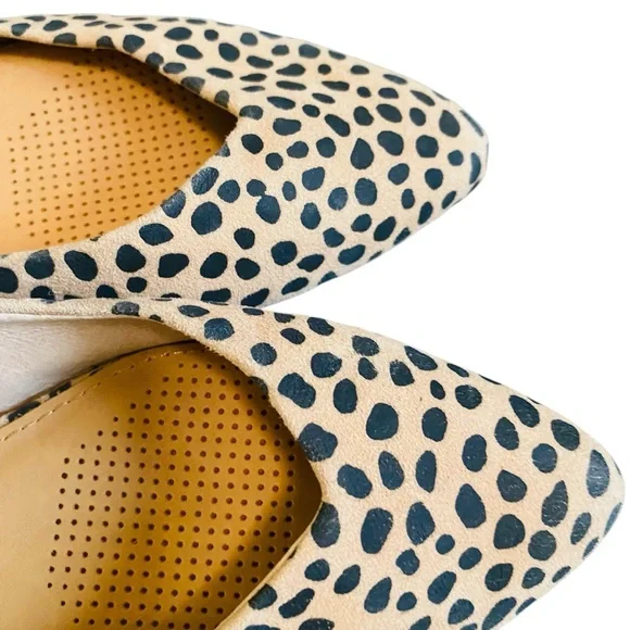 CORSO COMO Jullia Suede Leopard Spots Animal Print Pointed Toe Flats Size 7 - Picture 5 of 11
